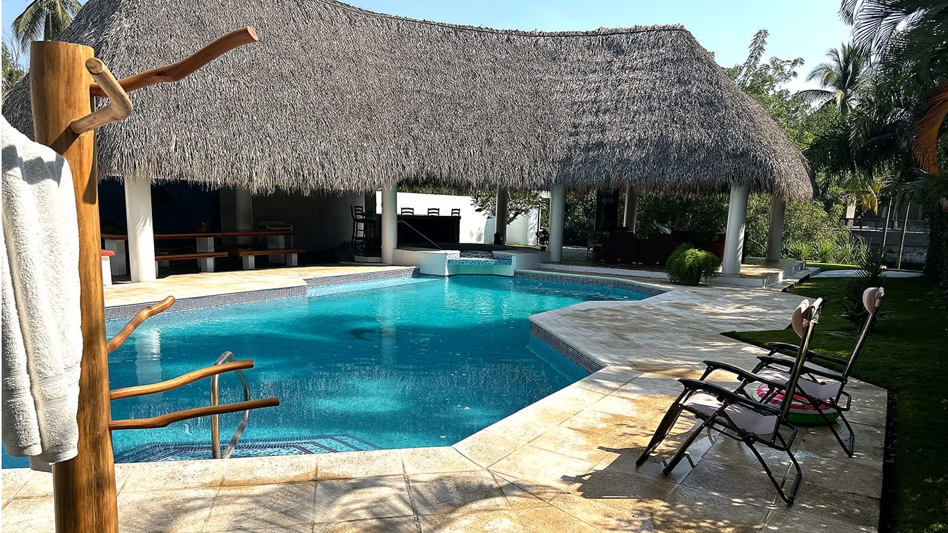 Patio_Pool_1